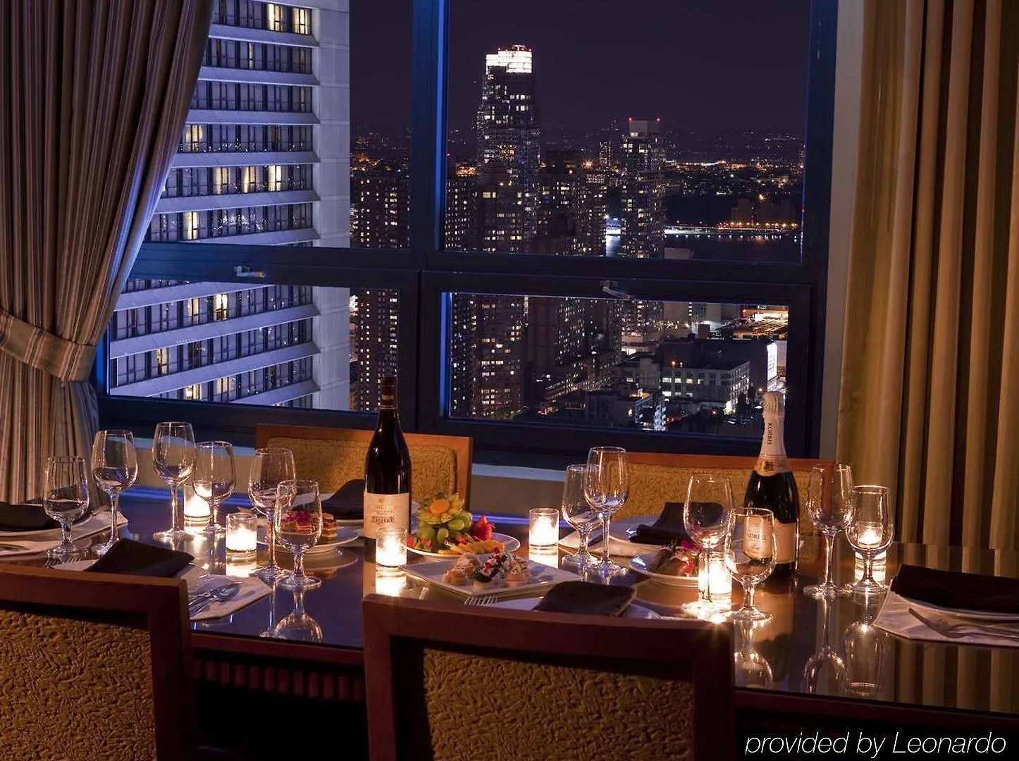 Doubletree Suites By Hilton Nyc - Times Square Νέα Υόρκη